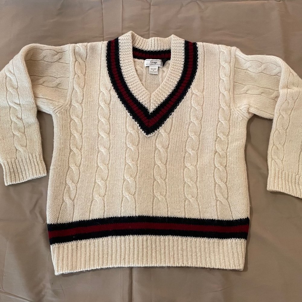 Gap v-neck wool tennis sweater